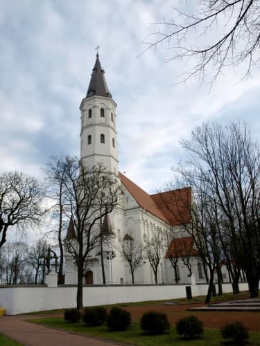 Szawle Katedra Świętych Apostołów Piotra i Pawła