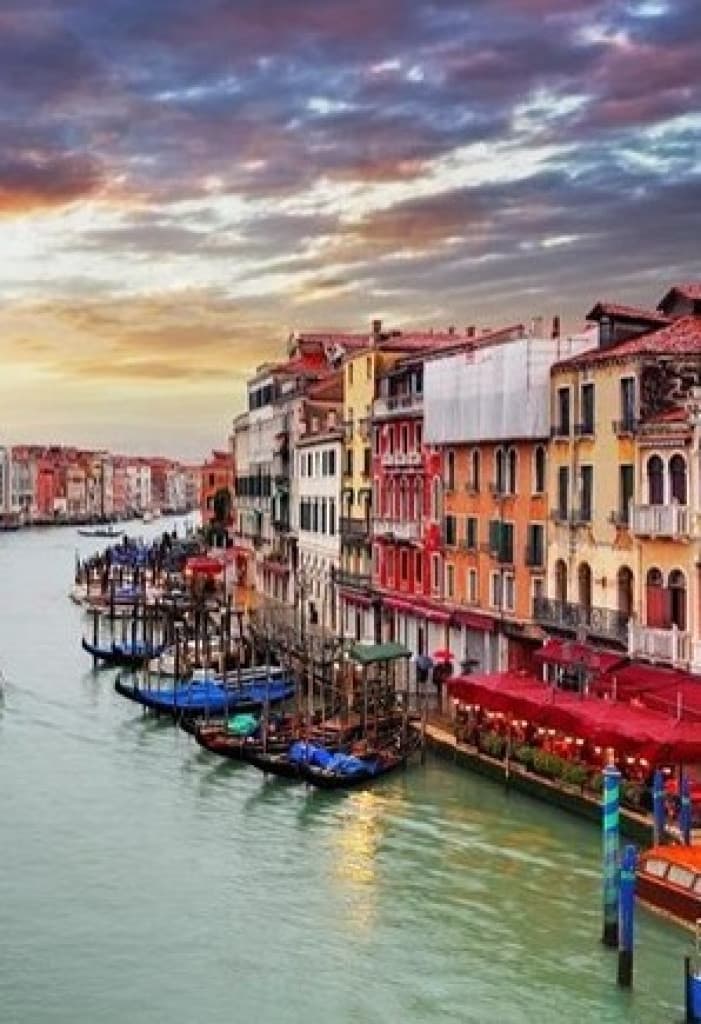 VENETIAN ECHOES. Early baroque Venetian music for 10 parts