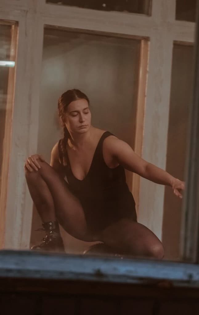 DANCE FOR WASHING MACHINE AND MOTHER